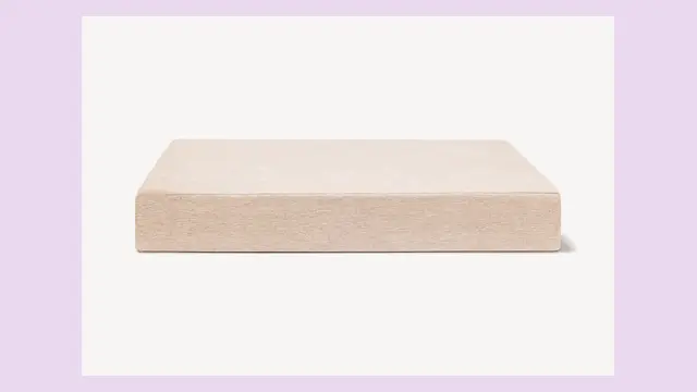 Low-profile orthopedic foam mat